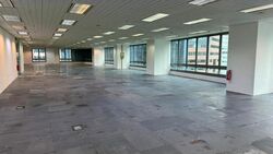 Singapore Land Tower (D1), Office #524782621